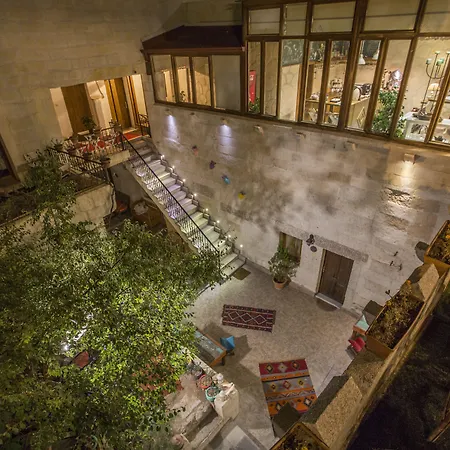 게스트하우스 Sakli Cappadocia Hotel&restaurant 우치사르