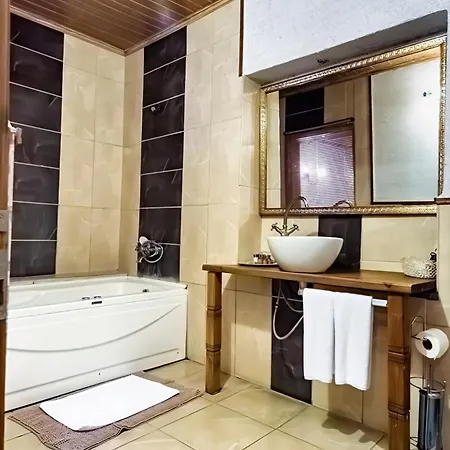 Sakli Cappadocia Hotel&restaurant ゲストハウス ウチヒサール