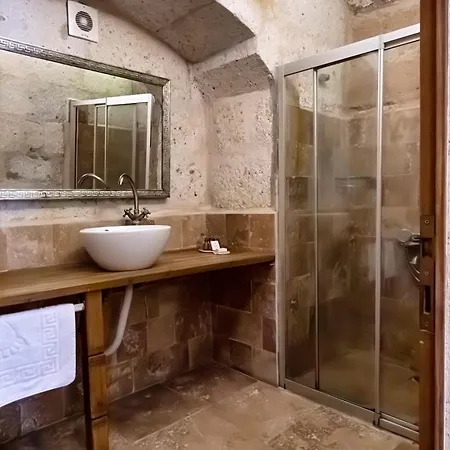 Sakli Cappadocia Hotel&restaurant ゲストハウス ウチヒサール
